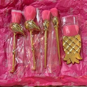 Tarte Flamingo and Pineapple Brush Collection
